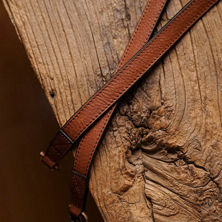 Camera Khoác Vai BeltHandmade  - đánh giá và giá Camera Strap Leather