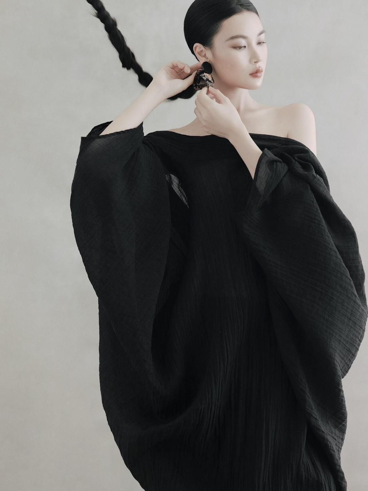 Black Backless Dress Women's R - đánh giá và giá Photography Zen